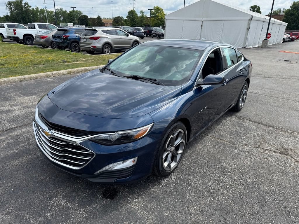 Used 2020 Chevrolet Malibu LT FWD image 3