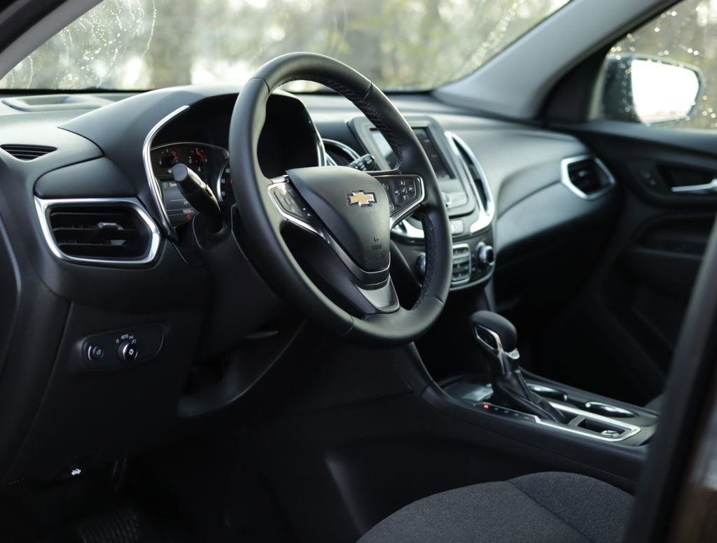 Used 2024 Chevrolet Equinox LT w/ LPO, Floor Liner Package image 9