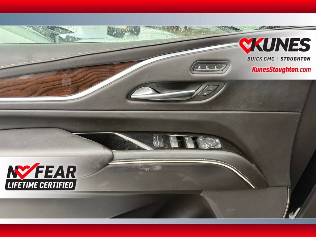 Used 2022 Cadillac Escalade Sport Platinum image 14