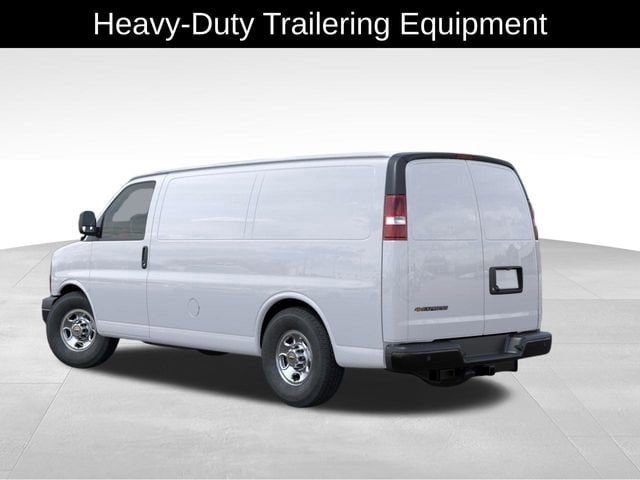 New 2026 Chevrolet Express 2500 image 4