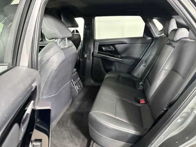 Used 2023 Subaru Solterra Limited image 25