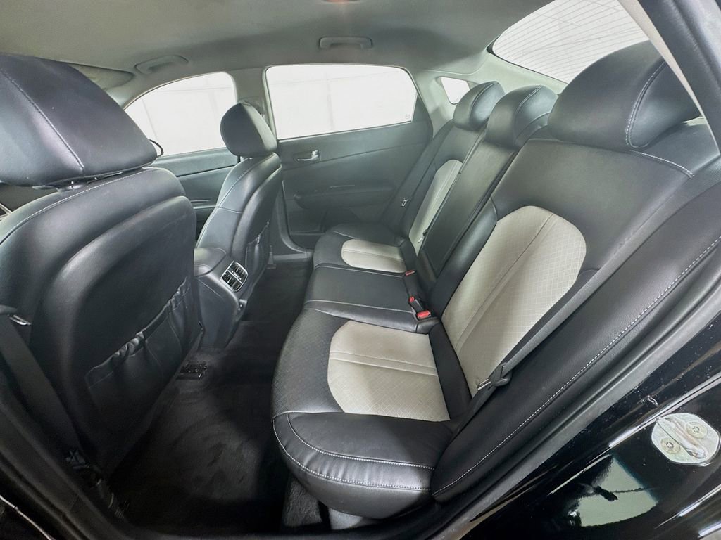 Used 2020 Kia Optima EX image 27