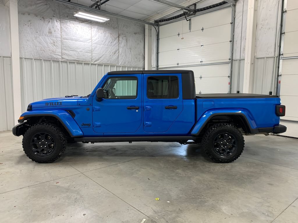 Used 2023 Jeep Gladiator Sport AWD/4WD image 4