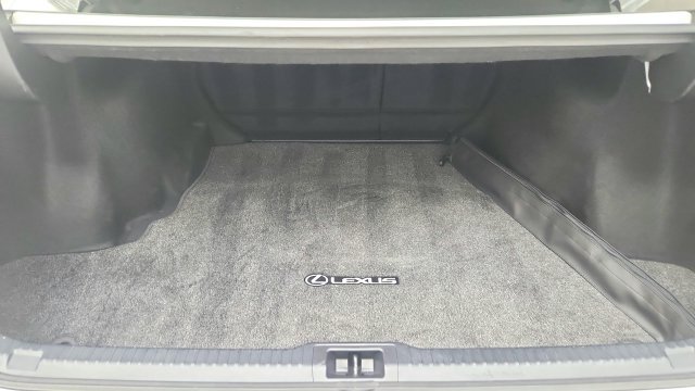 Used 2024 Lexus IS 300 w/ Premium Package RWD image 29