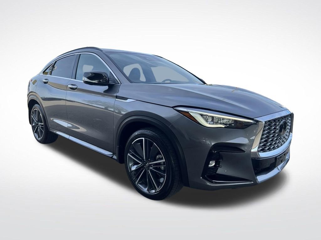 Used 2023 INFINITI QX55 Essential AWD/4WD image 3