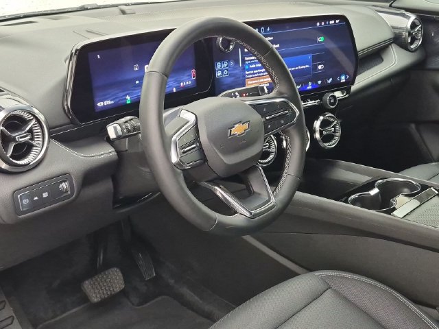Used 2024 Chevrolet Blazer EV LT AWD/4WD image 9
