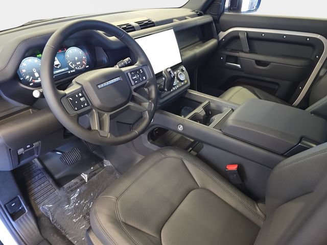 New 2026 Land Rover Defender 110 X-Dynamic SE image 13