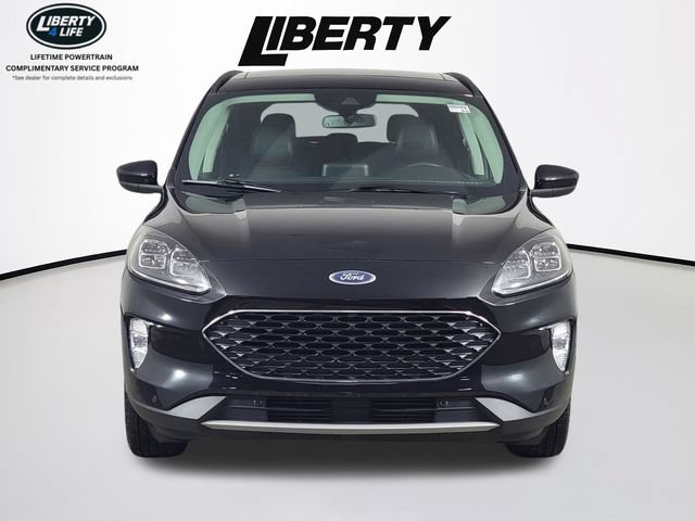 Certified 2022 Ford Escape Titanium w/ Class II Trailer Tow Package AWD/4WD image 9