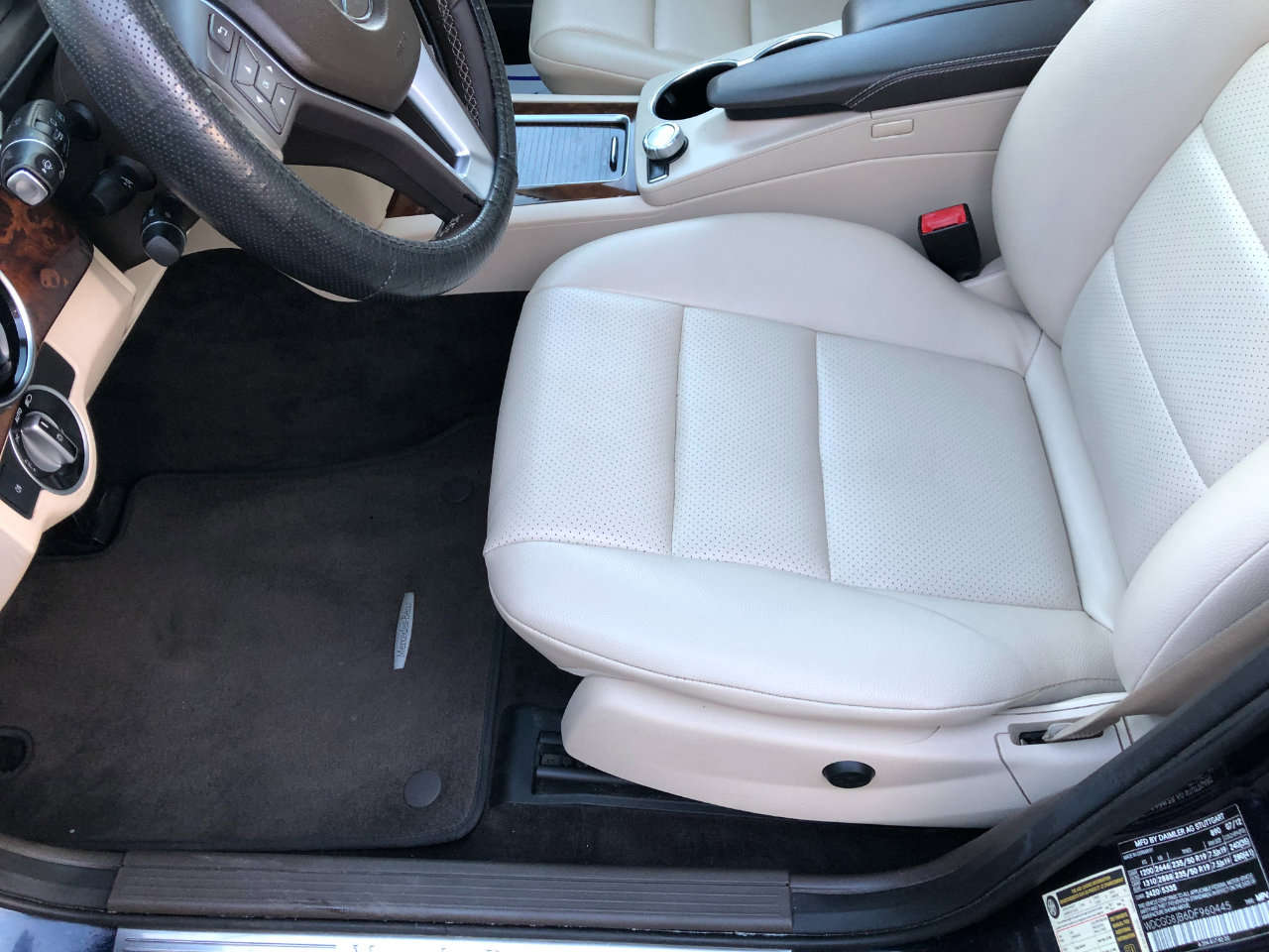 Used 2013 Mercedes-Benz GLK 350 4MATIC image 10