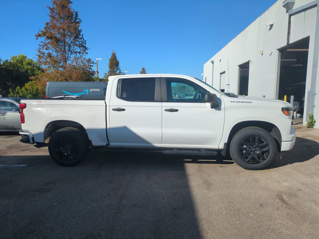 Used 2023 Chevrolet Silverado 1500 Custom w/ LPO, Dark Essentials Package image 5