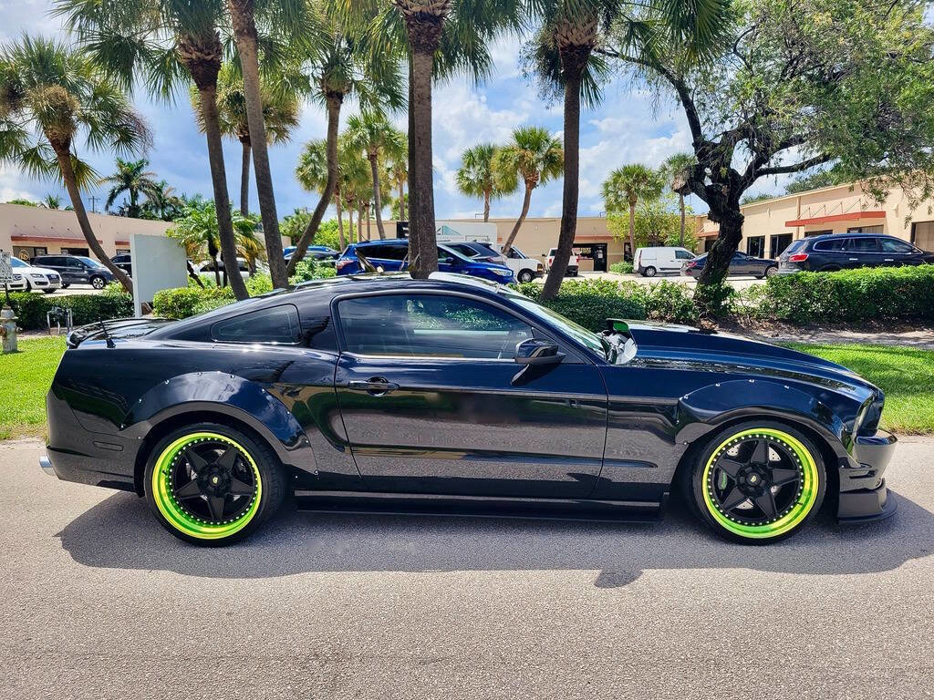 Used 2013 Ford Mustang GT w/ GT Track Pkg RWD image 6