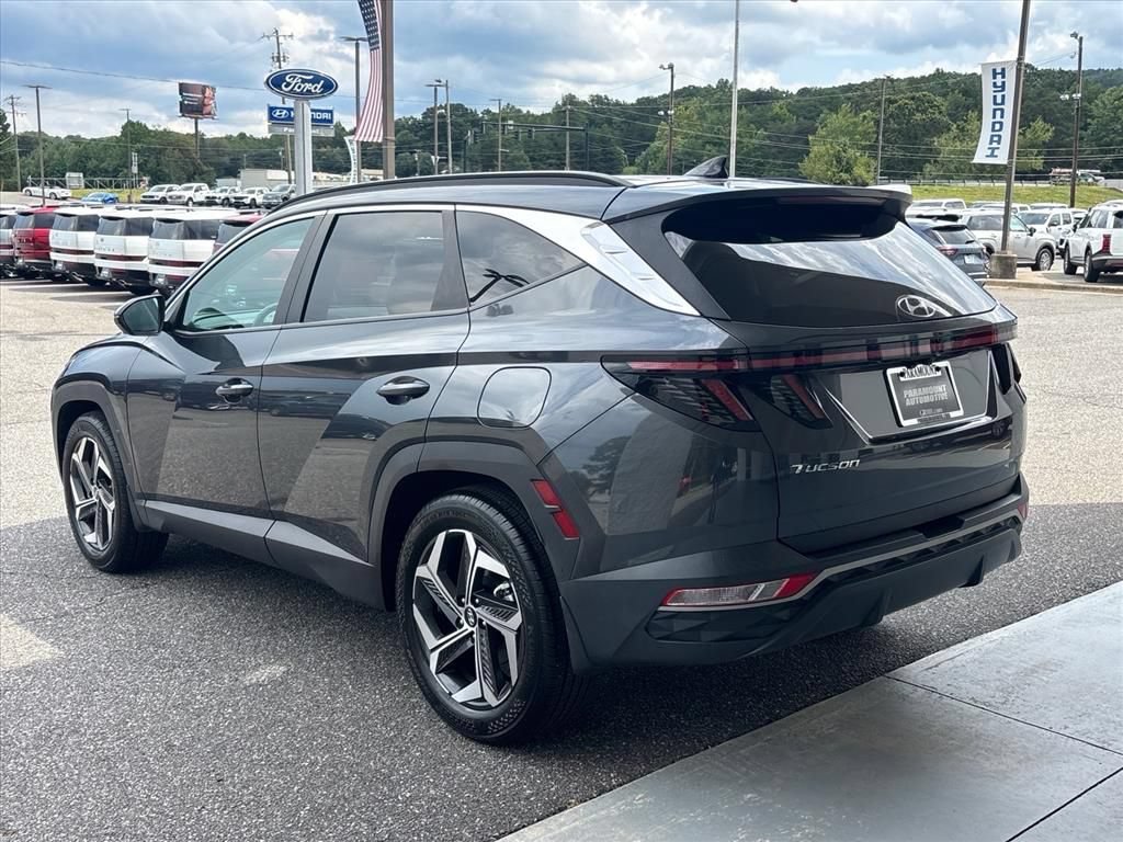 Used 2024 Hyundai Tucson SEL w/ Convenience Package FWD image 2