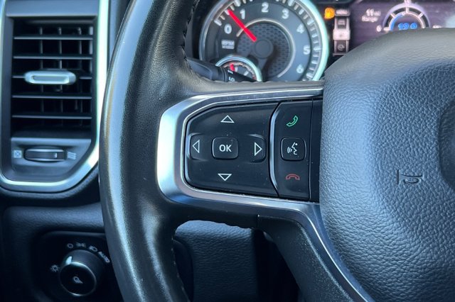 Used 2024 RAM 1500 Laramie RWD image 27