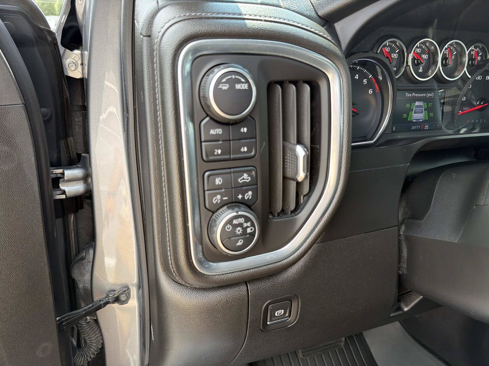 Certified 2020 Chevrolet Silverado 1500 RST AWD/4WD image 14