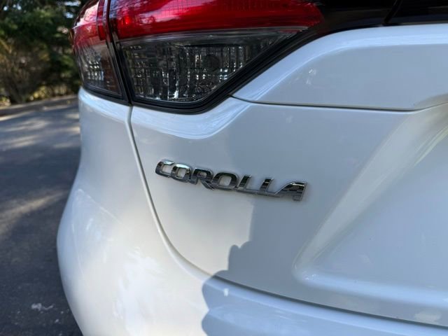 Used 2022 Toyota Corolla XLE image 30