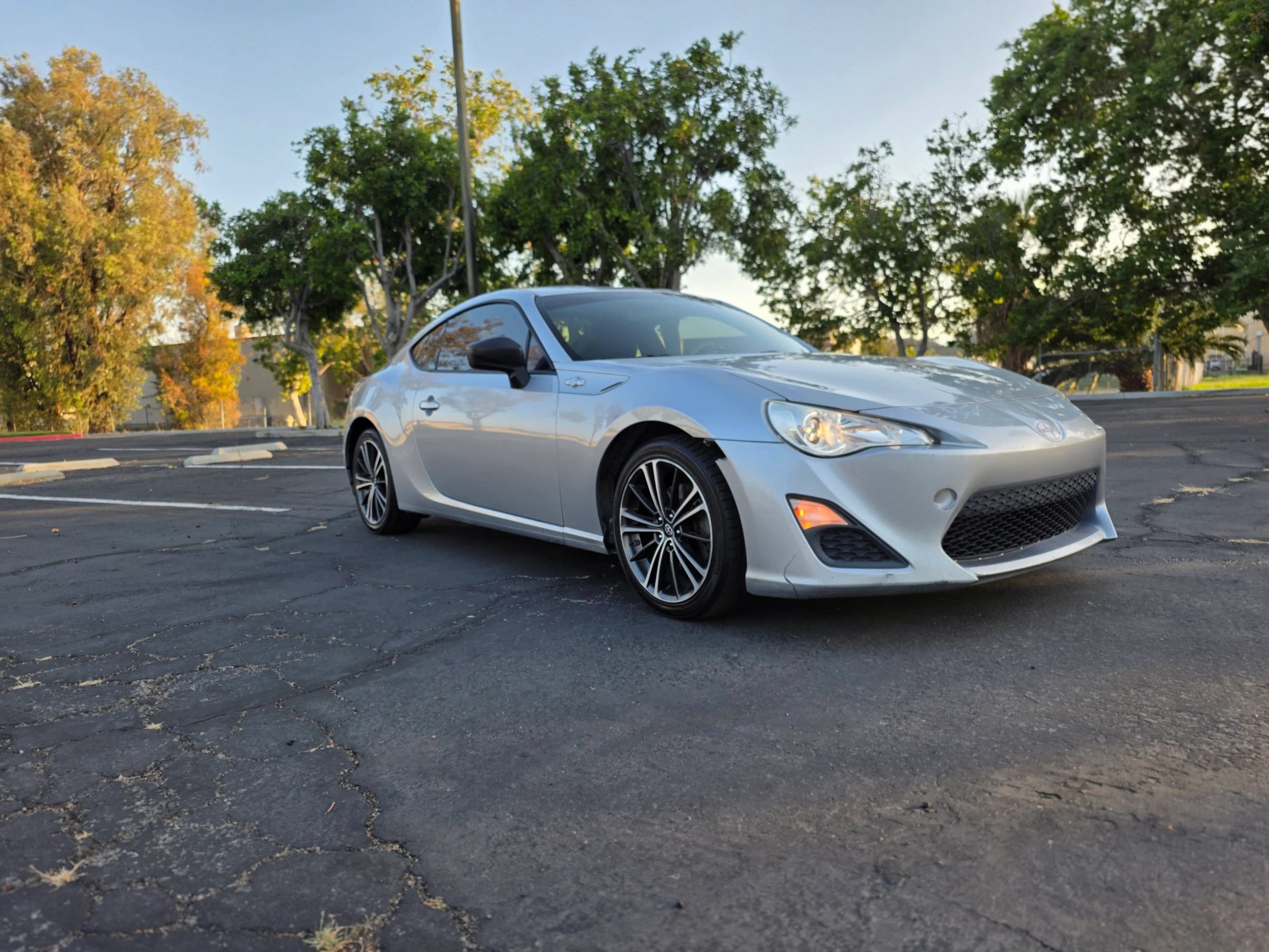 Used 2016 Scion FR-S RWD image 3
