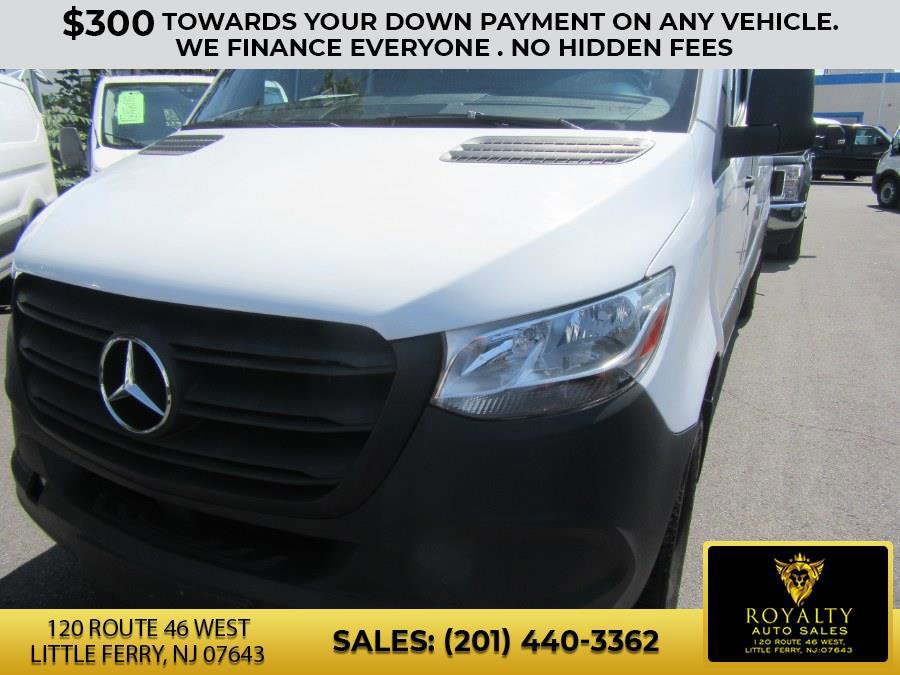 Used 2020 Mercedes-Benz Sprinter 2500 image 4