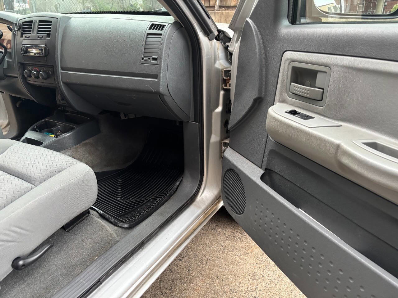 Used 2007 Dodge Dakota ST w/ PWR Convenience Group AWD/4WD image 23