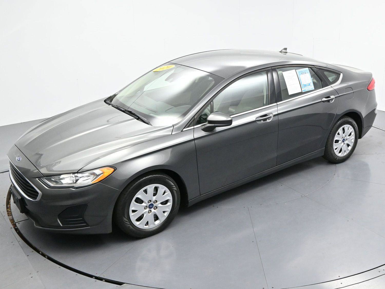 Used 2020 Ford Fusion S FWD image 31