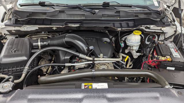 Used 2019 RAM 1500 Classic SLT image 29