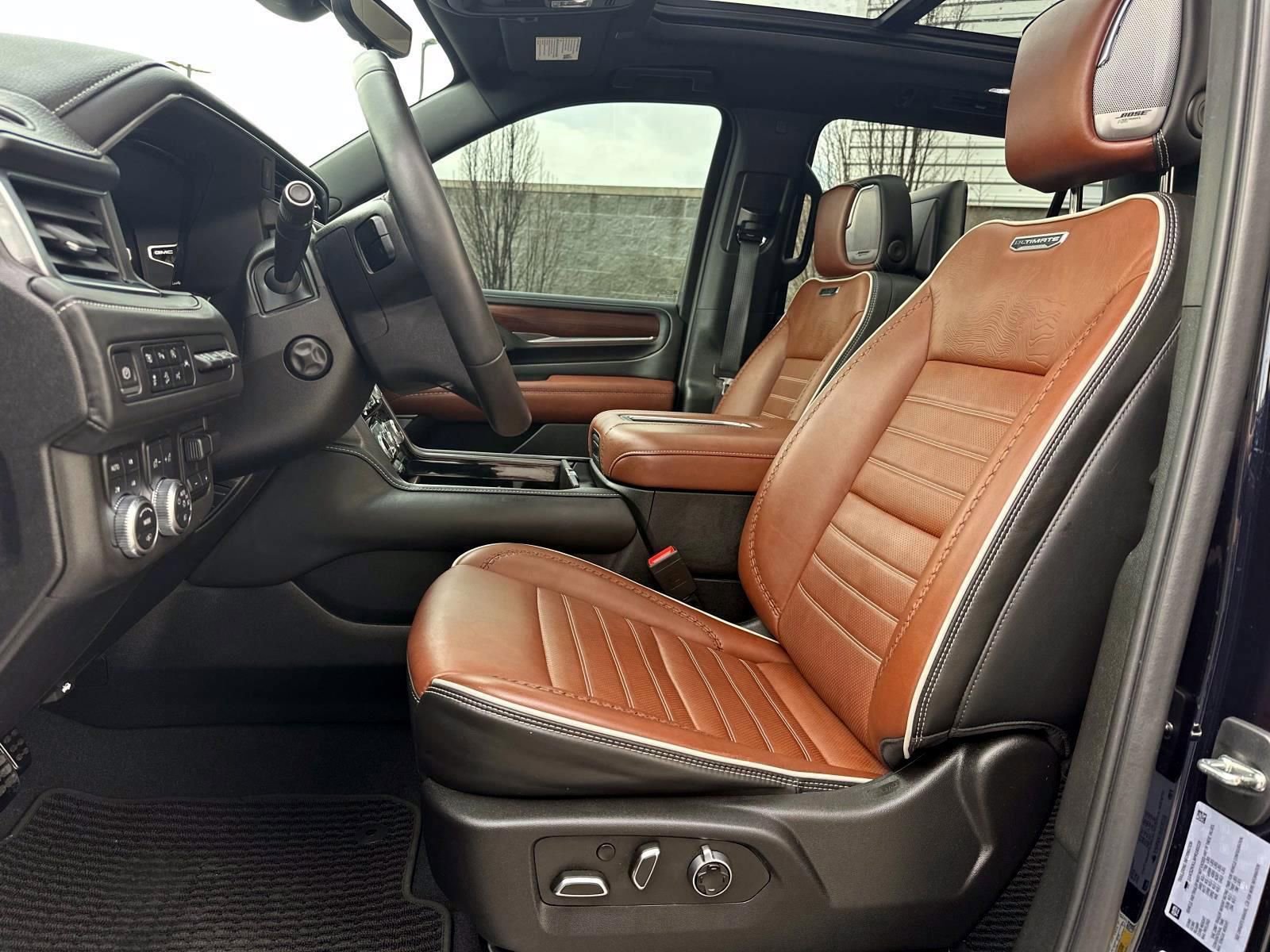 Used 2023 GMC Yukon XL Denali Ultimate image 26