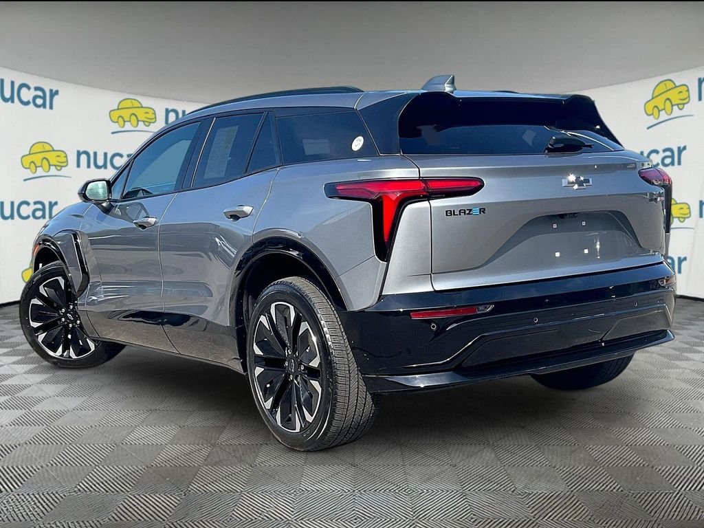 Used 2024 Chevrolet Blazer EV RS AWD/4WD image 4