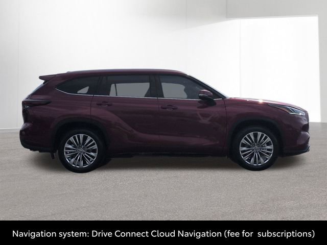Certified 2026 Toyota Highlander Platinum AWD/4WD image 4