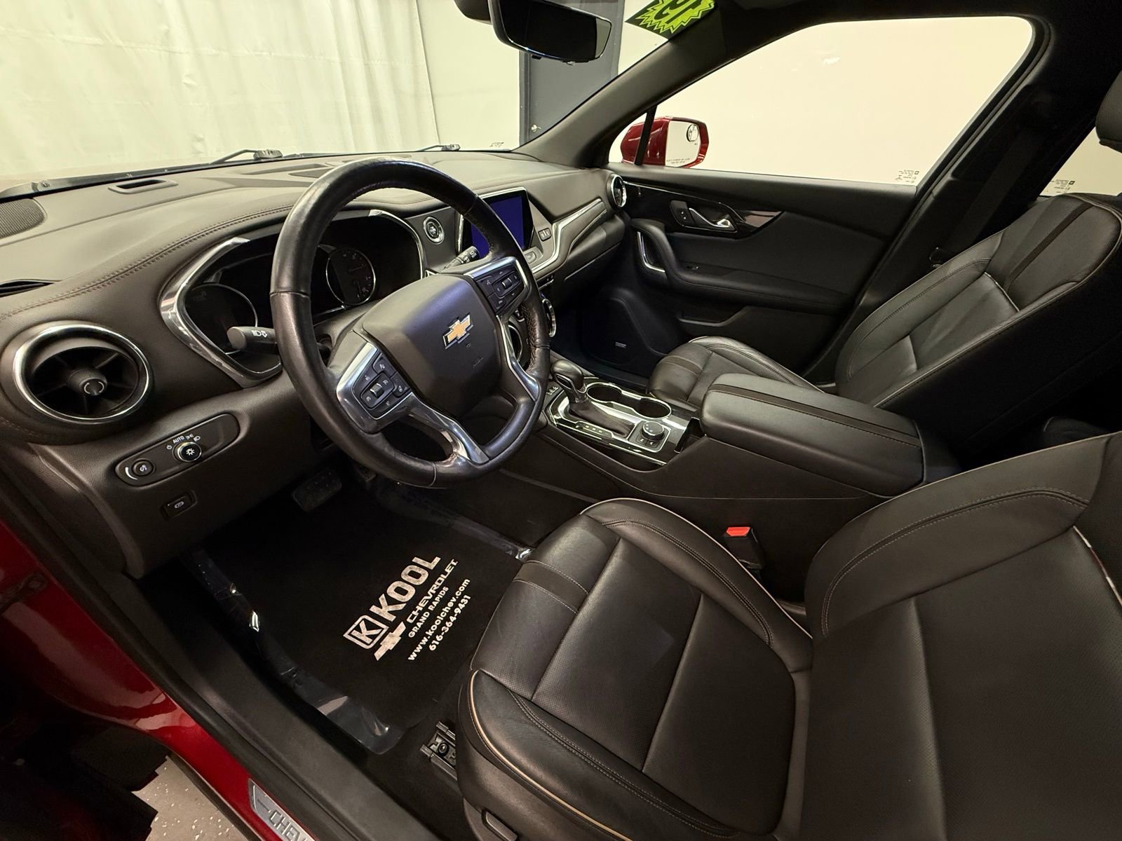 Used 2019 Chevrolet Blazer Premier w/ Driver Confidence II Package image 11