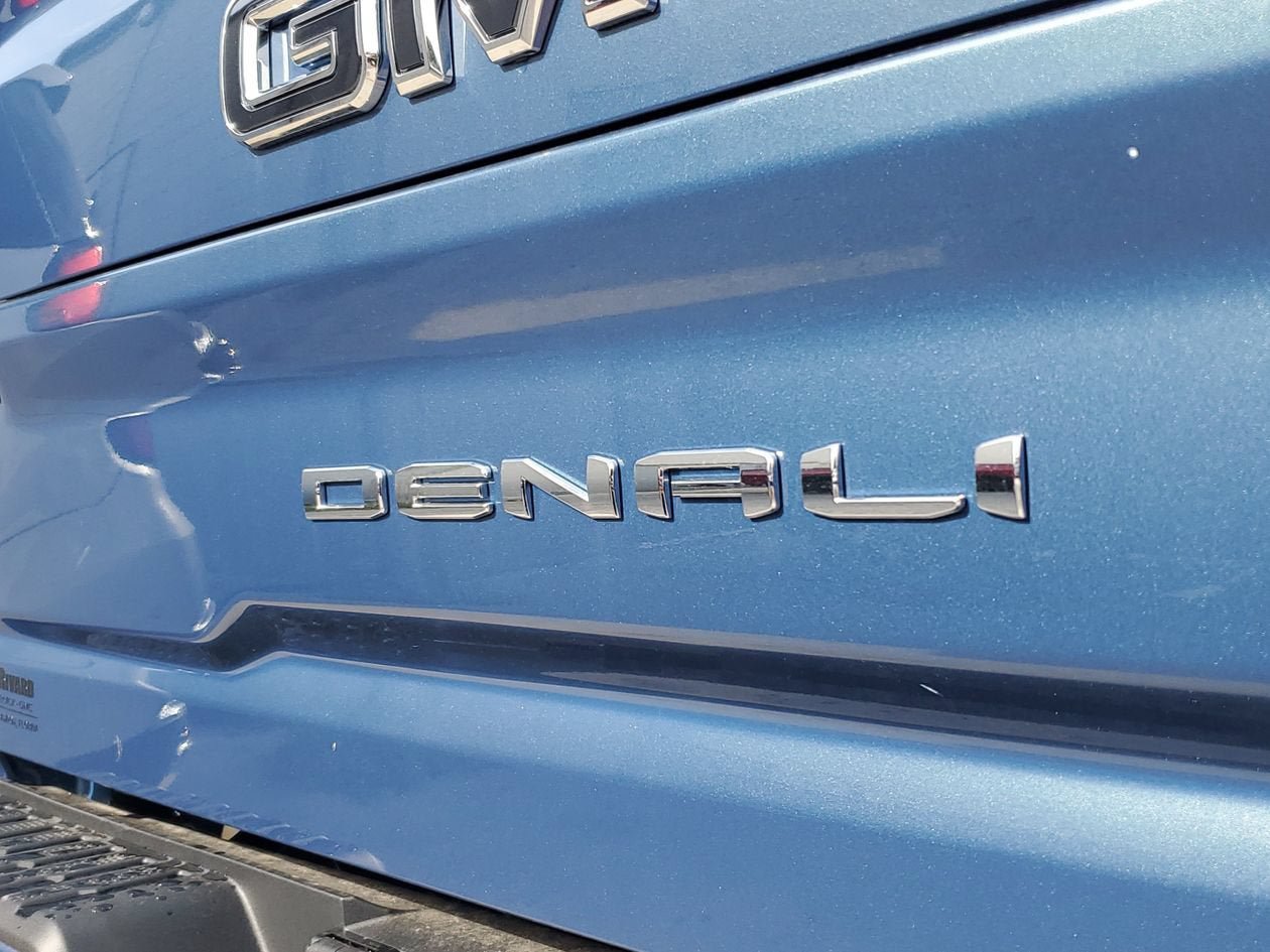 New 2026 GMC Sierra 3500 Denali Ultimate AWD/4WD image 9