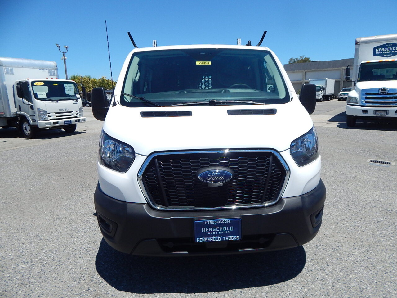 Used 2025 Ford Transit 250 Low Roof w/ Exterior Upgrade Package RWD image 11
