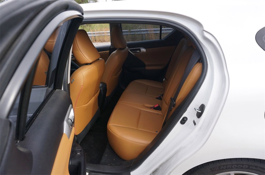 Used 2013 Lexus CT 200h image 13