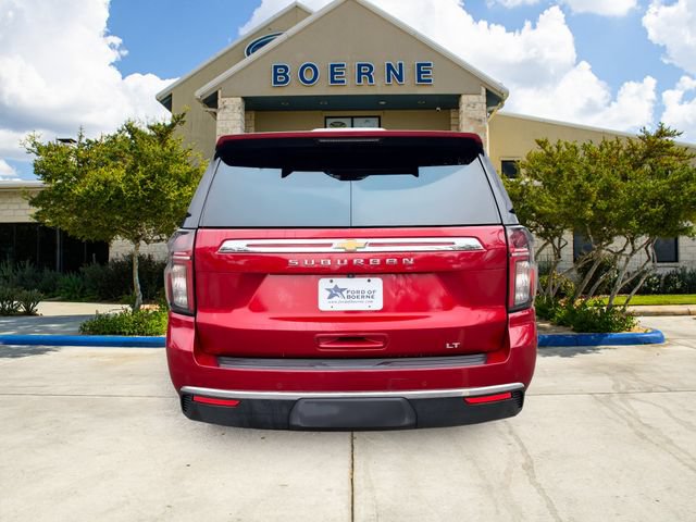 Used 2022 Chevrolet Suburban LT RWD image 4