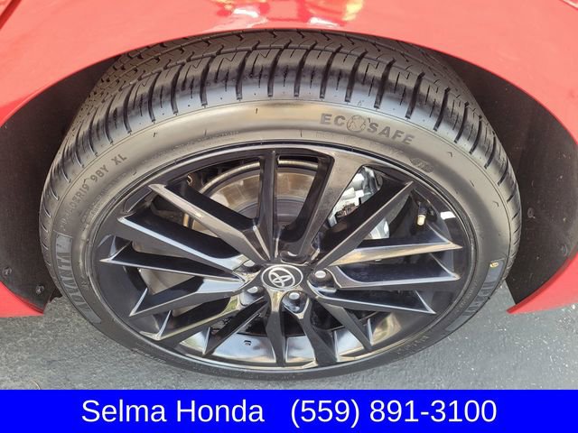 Used 2021 Toyota Camry XSE image 26