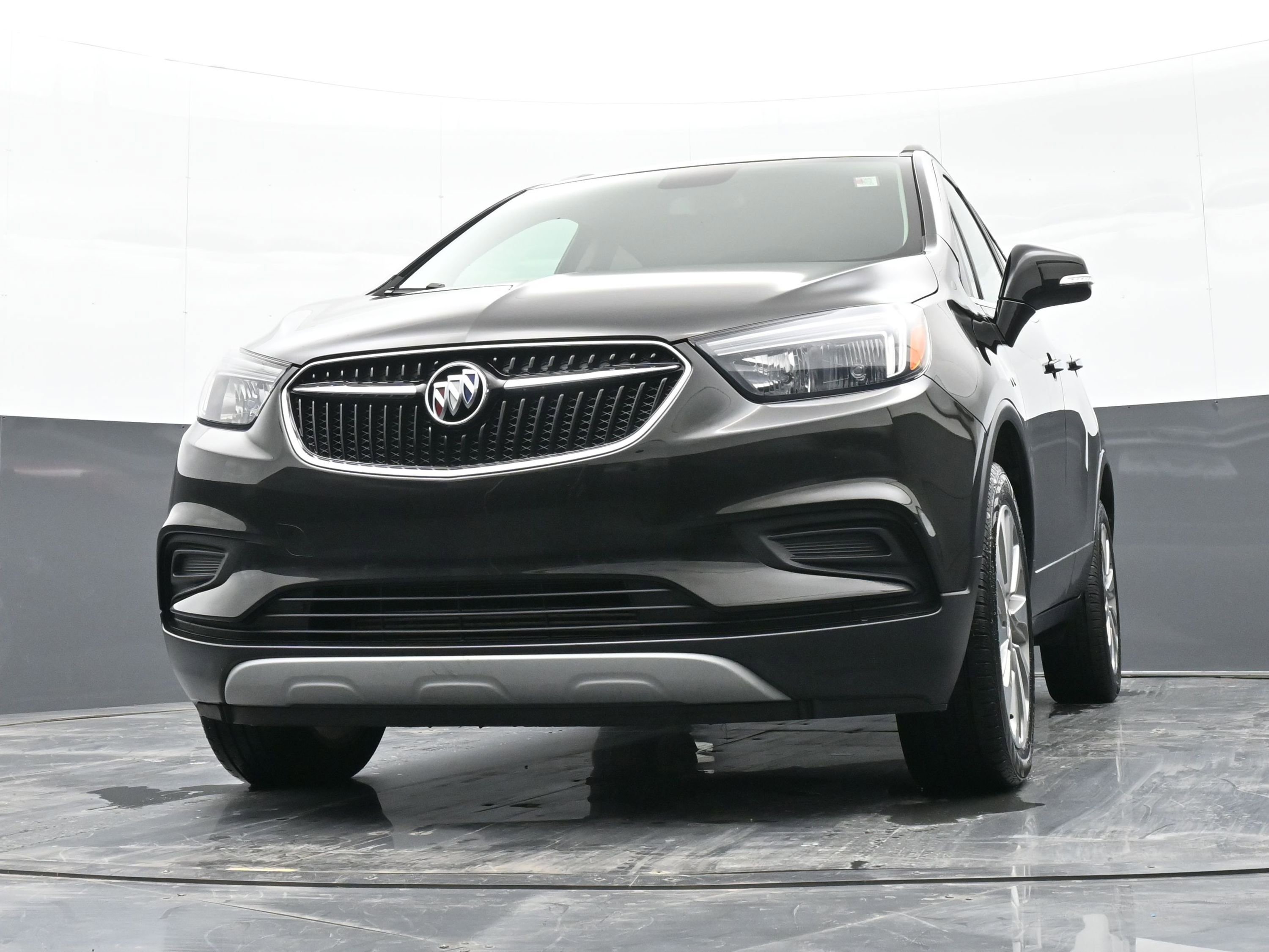 Used 2019 Buick Encore Preferred image 39