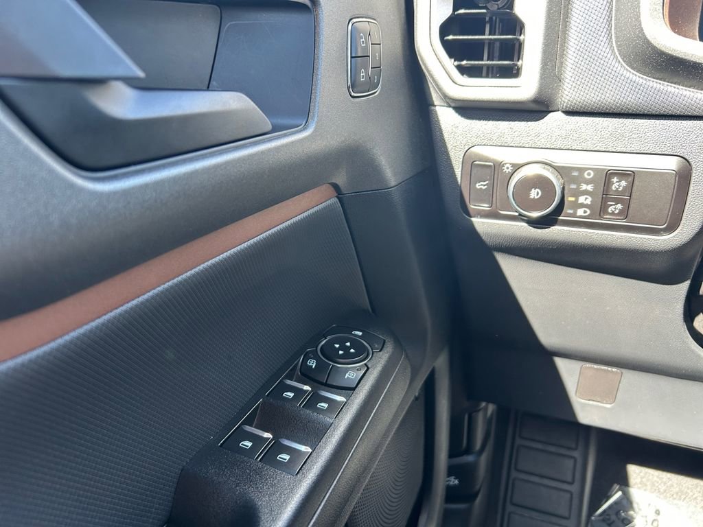 Used 2025 Ford Bronco Sport Outer Banks w/ Outer Banks Tech Package+ AWD/4WD image 18