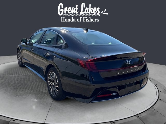 Used 2023 Hyundai Sonata Limited w/ Cargo Package FWD image 3