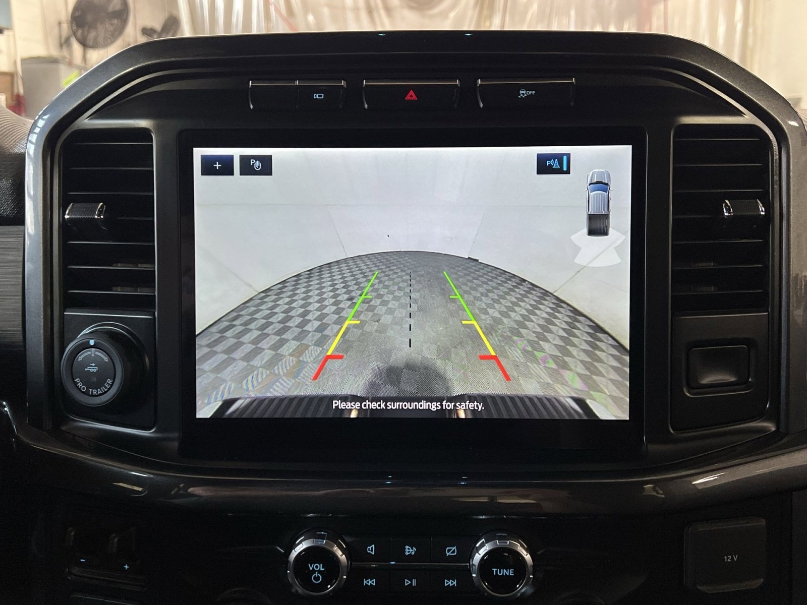 Certified 2022 Ford F150 XLT w/ Equipment Group 302A High image 19