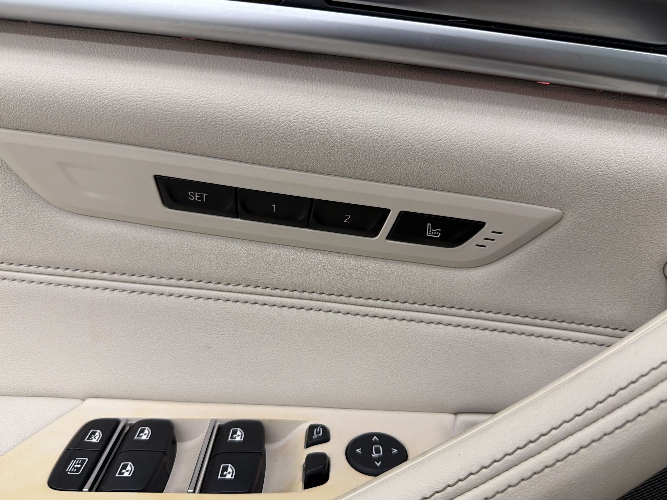 Used 2023 BMW 540i w/ Executive Package RWD image 36