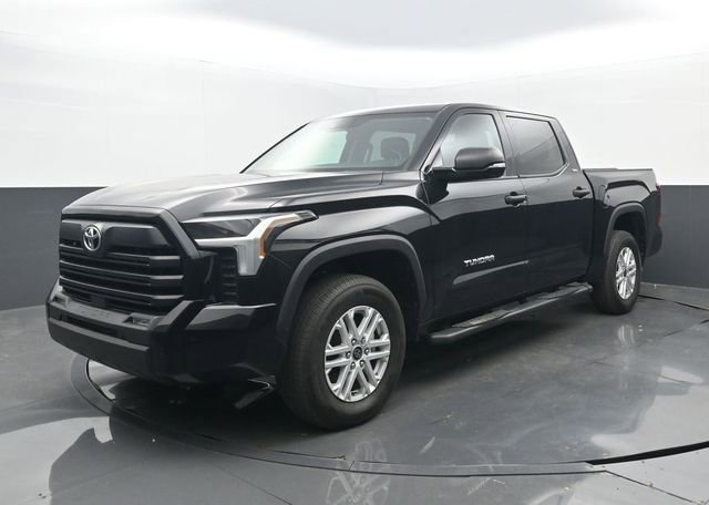 Used 2024 Toyota Tundra SR5 w/ SR5 Convenience Package image 8