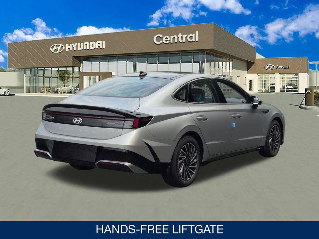 New 2026 Hyundai Sonata Limited FWD image 8