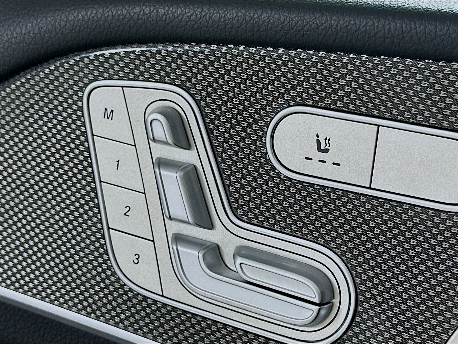 Used 2022 Mercedes-Benz GLE 350 4MATIC image 22