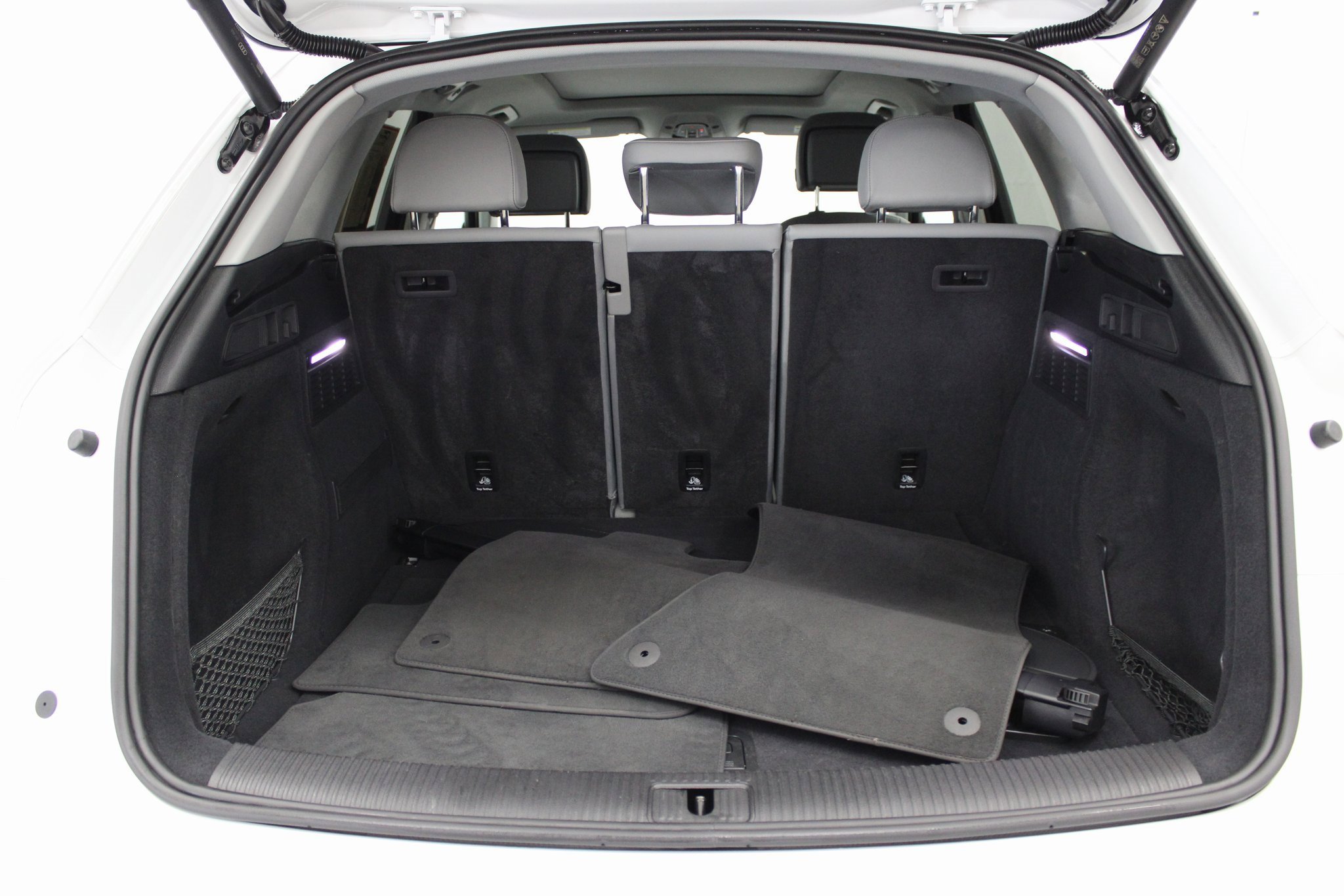 Used 2022 Audi Q5 2.0T Premium w/ Convenience Package image 19