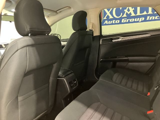 Used 2018 Ford Fusion SE w/ Fusion SE Technology Package FWD image 46