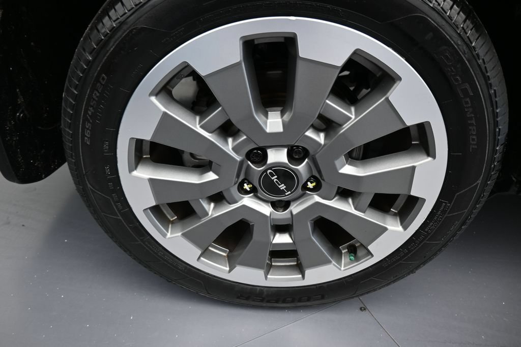 Used 2025 Honda Passport EX-L image 47