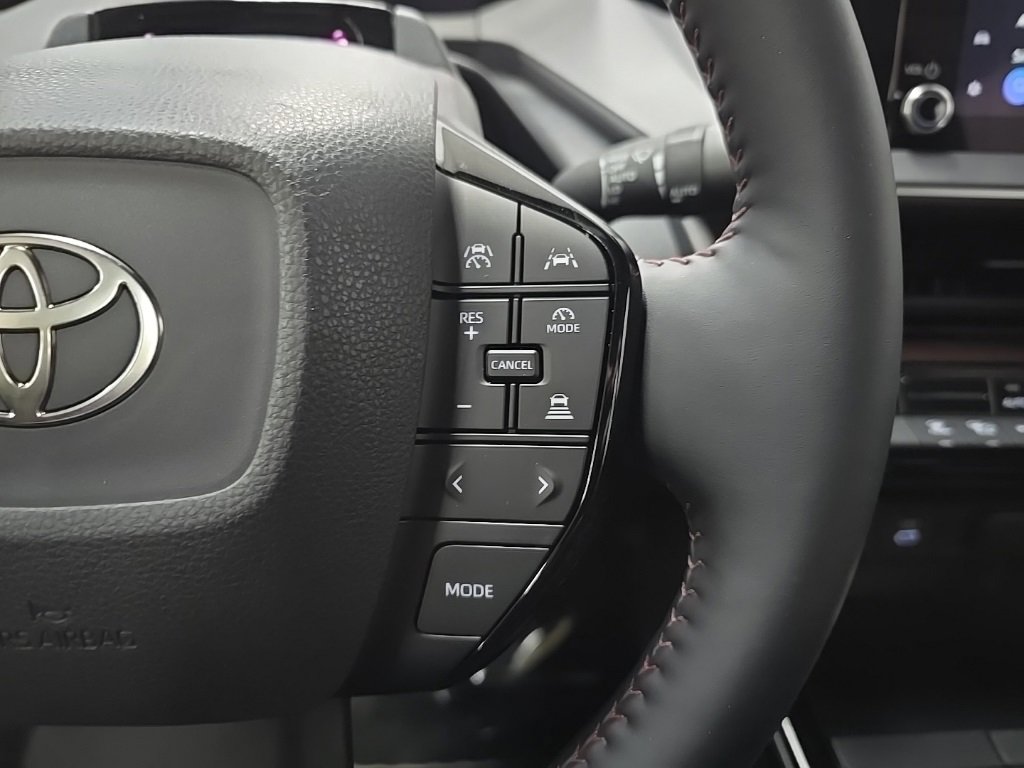 Used 2025 Toyota Prius Plug-In Hybrid image 20