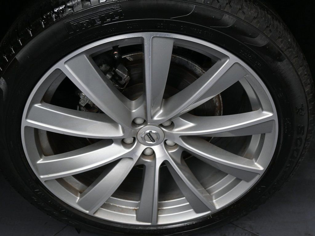 Used 2023 Volvo XC90 B6 Plus AWD/4WD image 44