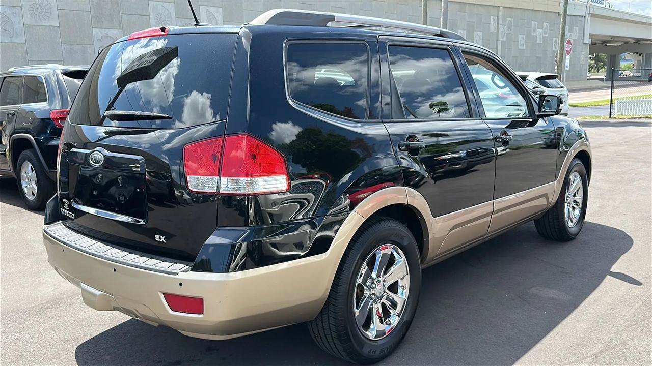 Used 2009 Kia Borrego EX w/ Premium Pkg RWD image 7