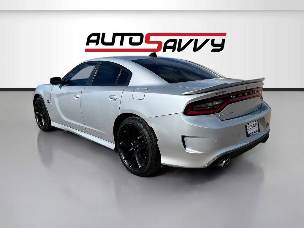 Used 2023 Dodge Charger R/T RWD image 5