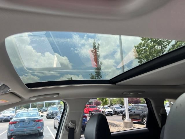 Certified 2024 Kia Sorento S w/ Panoramic Sunroof Package FWD image 32