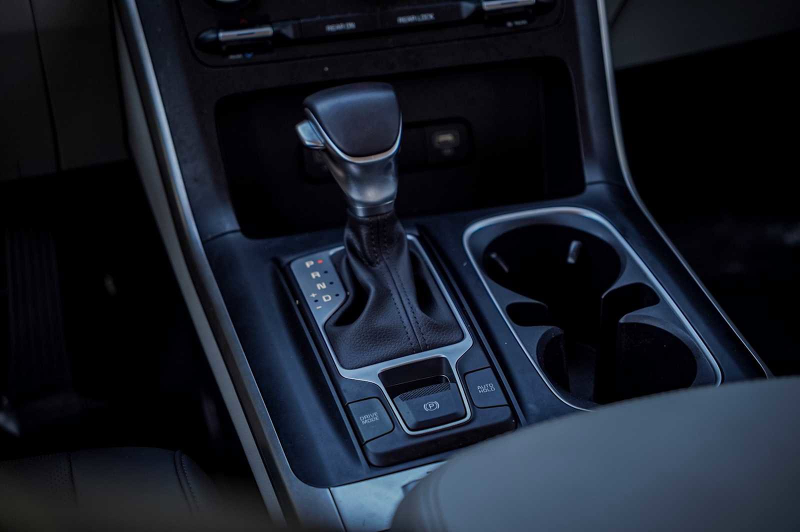 Certified 2024 Kia Carnival LX image 24